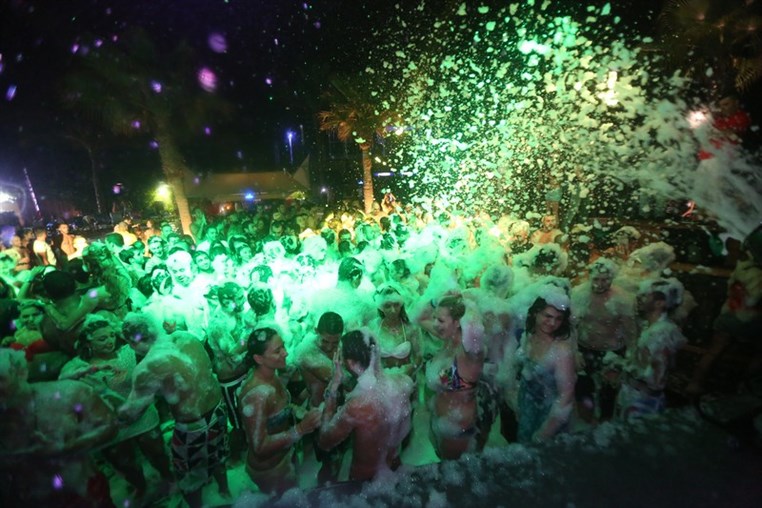 Lebanon Largest FOAM Party 3 (3)